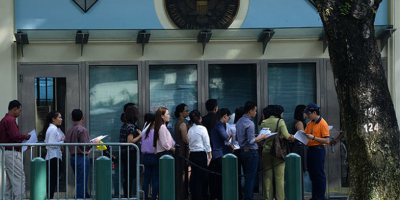 Mỹ triển khai đặt lịch phỏng vấn visa du lịch nhanh